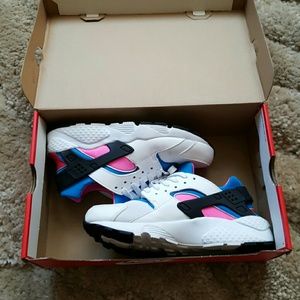 Nike huarache run YOUTH