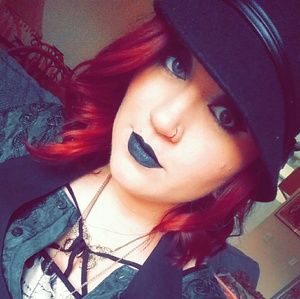 Meet your Posher, Mackenzie