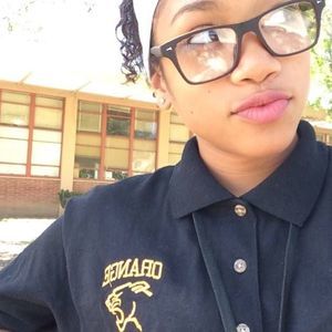 Meet your Posher, Maquela