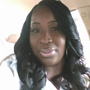 Meet your Posher, Letitia