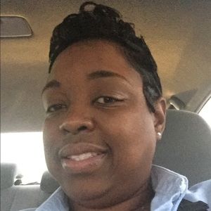 Meet your Posher, Latonya