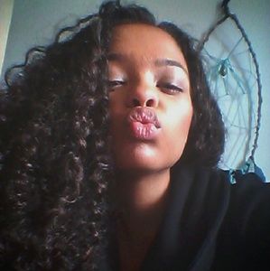 Meet your Posher, Ciara