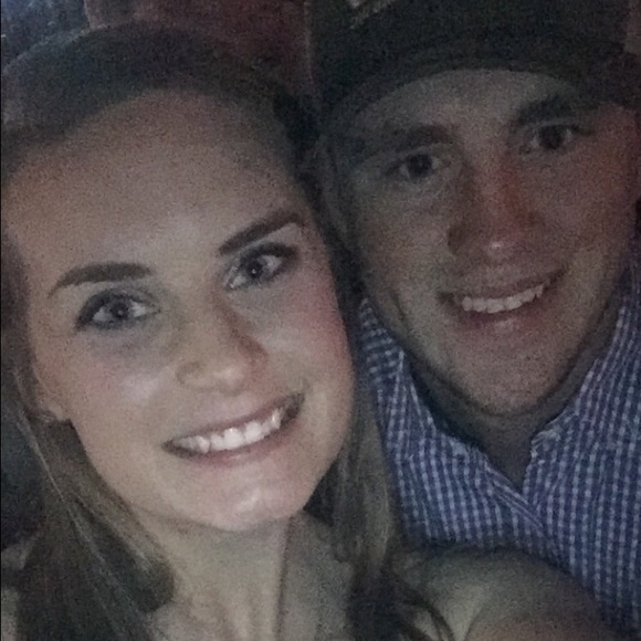 Meet your Posher, Danielle - Picture 4 of 5