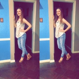 Meet your Posher, Kara