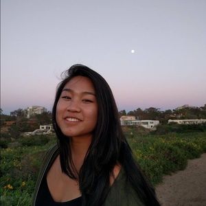 Meet your Posher, Amelia