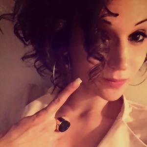 Meet your Posher, Joannie