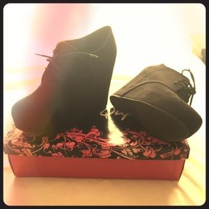 Qupid Suede Wedges