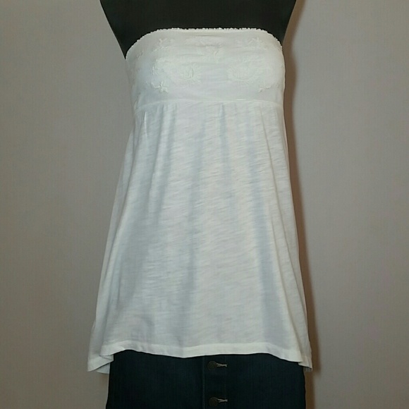 SOLD - AEO sleeveless summer shirt - Picture 2 of 4