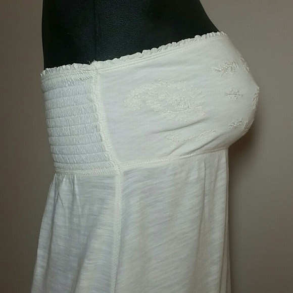 SOLD - AEO sleeveless summer shirt - Picture 3 of 4