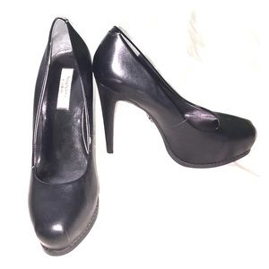 Simply Vera By Vera Wang Black Heels 7.5M