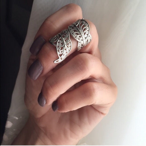 2/$15 Filigree Wrap Ring silver - Picture 4 of 4