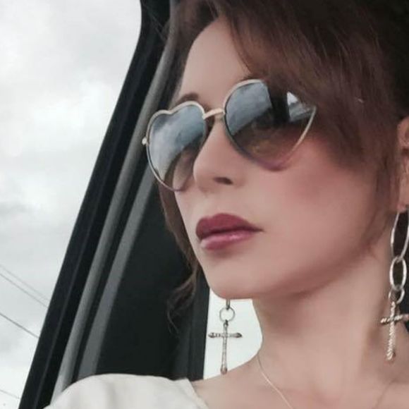 Meet your Posher, Rebecca