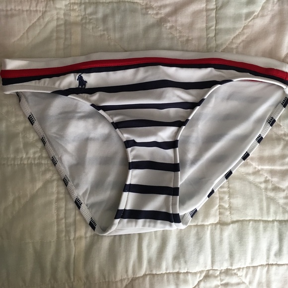 Bikini bottoms