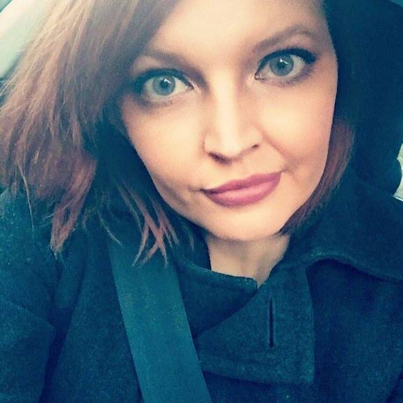 Meet your Posher, Becky - Picture 1 of 1