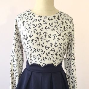 Old Navy anchor print sweater