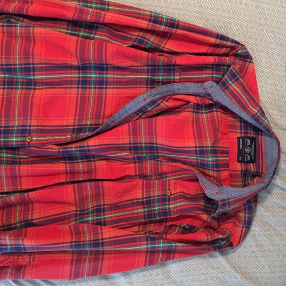 Red American Eagle button down. Men's large