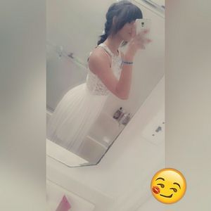 Meet your Posher, Eimy