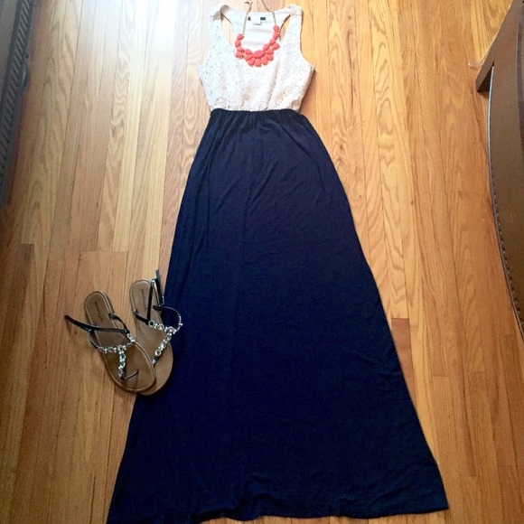 Cream/Navy Maxi Dress