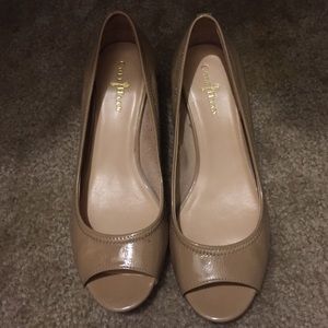 Cole Haan nude wedges