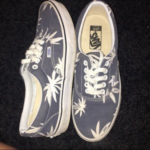 Vans shoes ! Women's 9.5