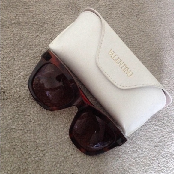 Valentino 2015 July sunglasses