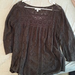 American Eagle gray cut out blouse