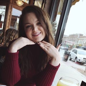 Meet your Posher, Paige