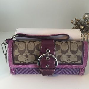 Coach clutch bag