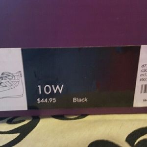 Black ballet shoes size 10