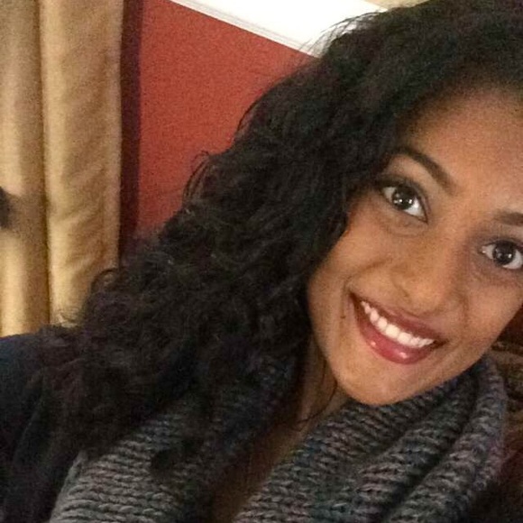 Meet your Posher, Nandini