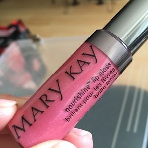 Mary Kay NouriShine Lip Gloss- Pink Diamonds