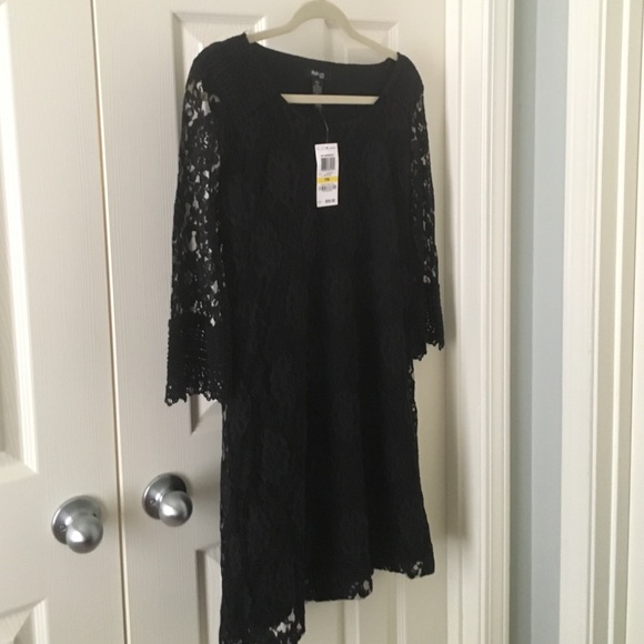 NWT Gorgeous Black Lace Dress Petite Medium PM