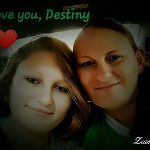 Meet your Posher, Crystalina