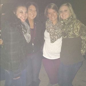 Meet your Posher, Madison