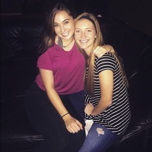 Meet your Posher, Hallie