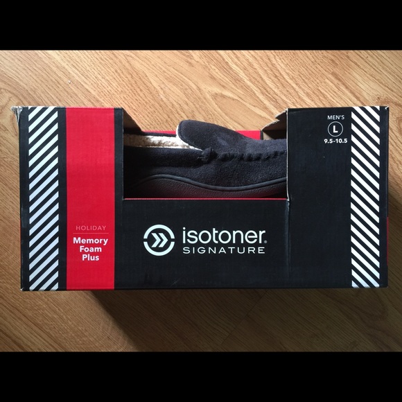 Isotoner Other - Men's Isotoner Signature slippers