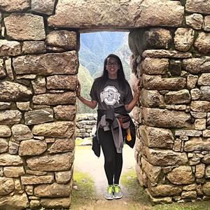 Meet your Posher, Julia