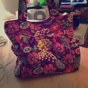 Pleated tote Pleated tote