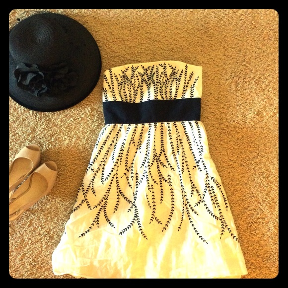 Linen Ann Taylor Dress ON SALE!