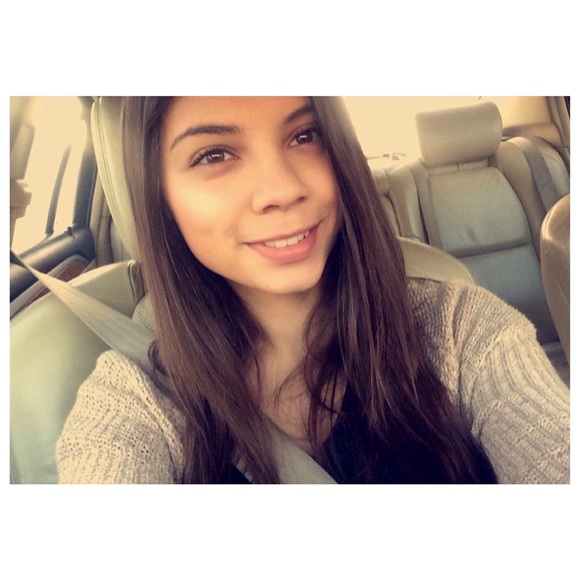 Meet your Posher, Melissa