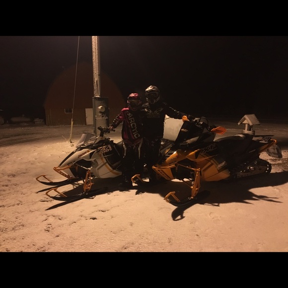 Meet your Posher, Mandee - Picture 4 of 4