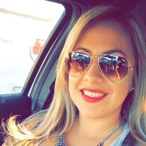 Meet your Posher, Maxine