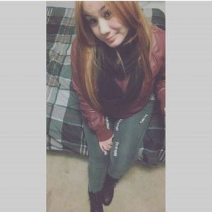 Meet your Posher, Deborah