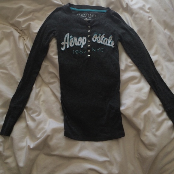 Aeropostale signature shirt