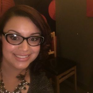 Meet your Posher, Melissa