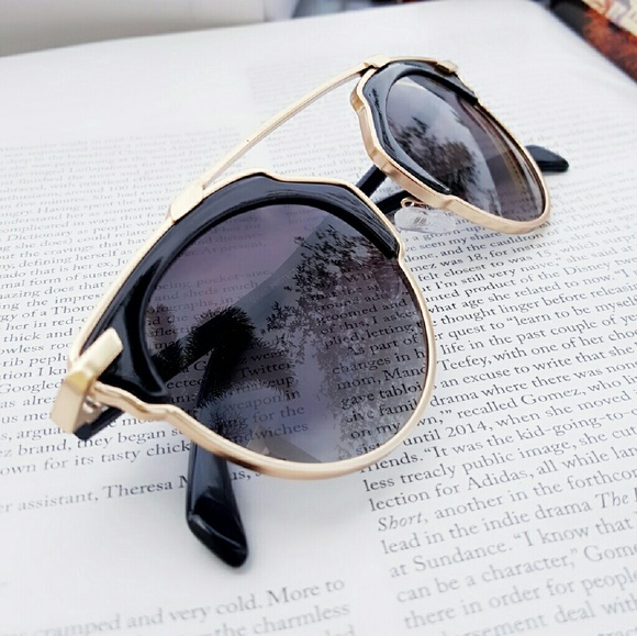 Lila Round Sunglasses - Picture 2 of 3