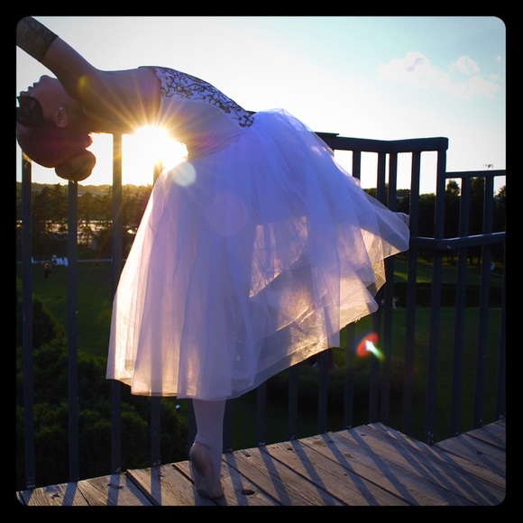 Meet your Posher, Chrissy - Picture 1 of 4