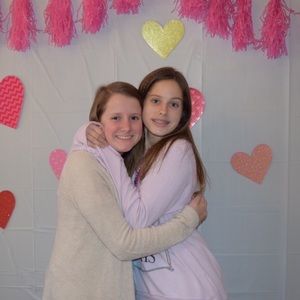 Meet your Posher, Elizabeth