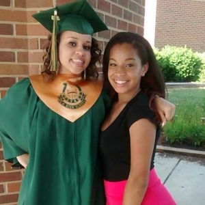 Meet your Posher, Bobbie