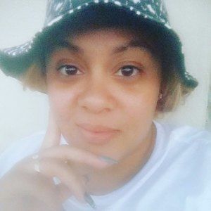 Meet your Posher, Kloklo